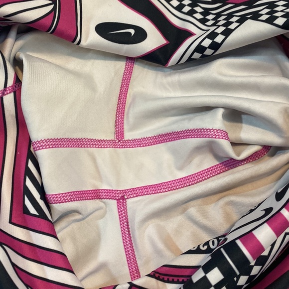 Rare Nike One Legging - Picture 11 of 15